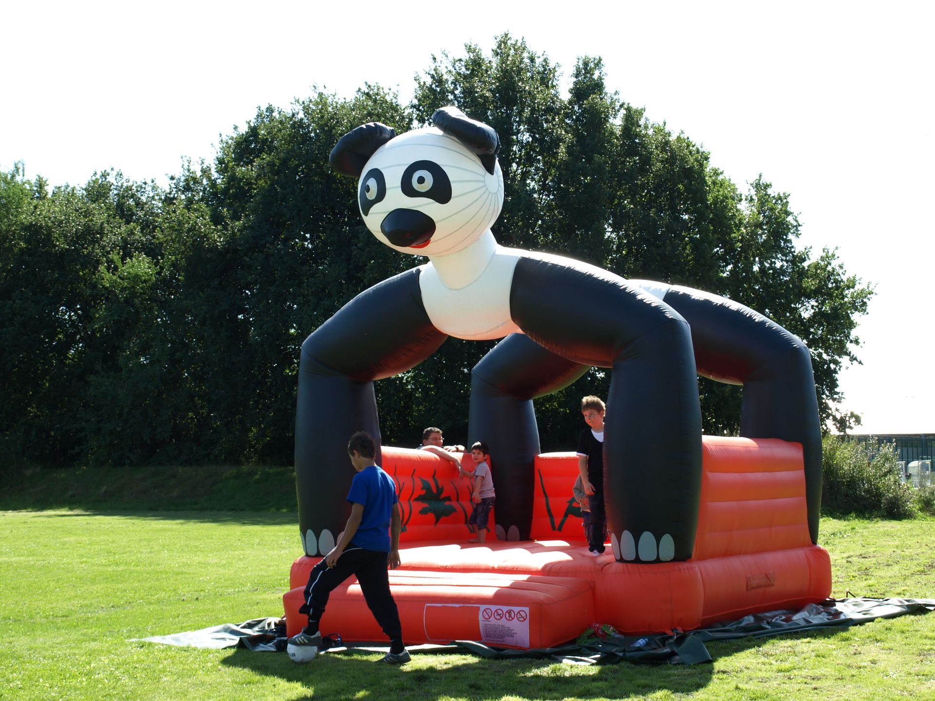 Lej en hoppeborg - Panda